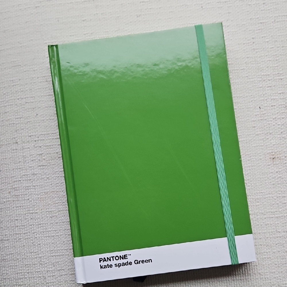 Kate Spade Green Pantone Journal - Picture 14 of 16